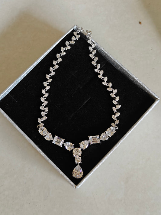 LEAF MOTIF CZ NECKLACE