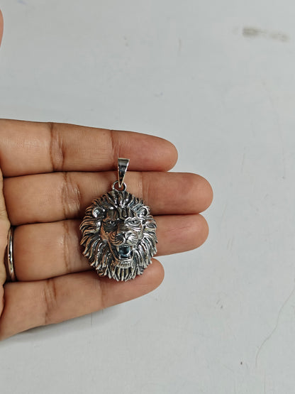 Lion Head Pendant with chain
