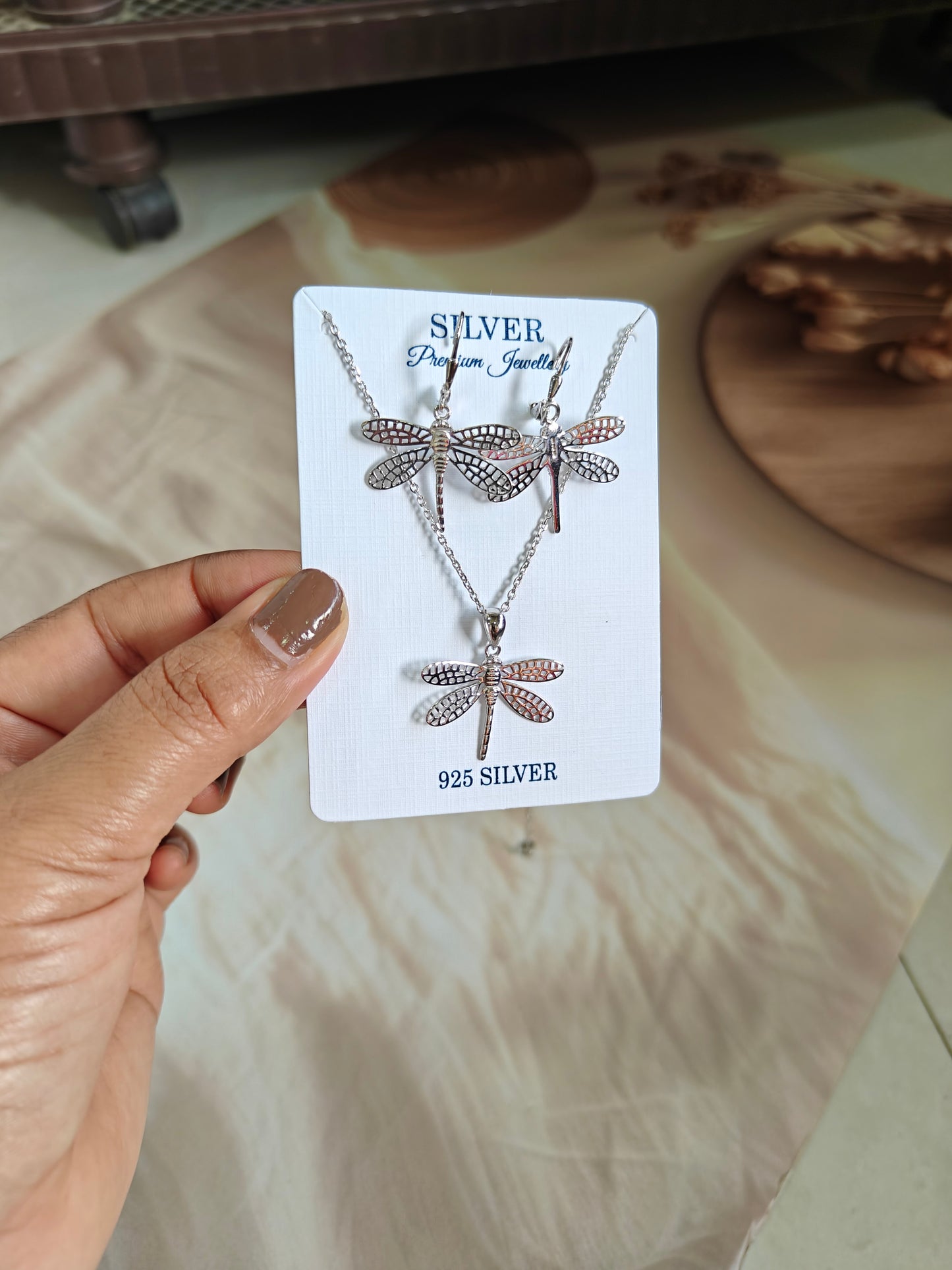 DRAGONFLY PENDANT NECKLACE AND EARRING SET