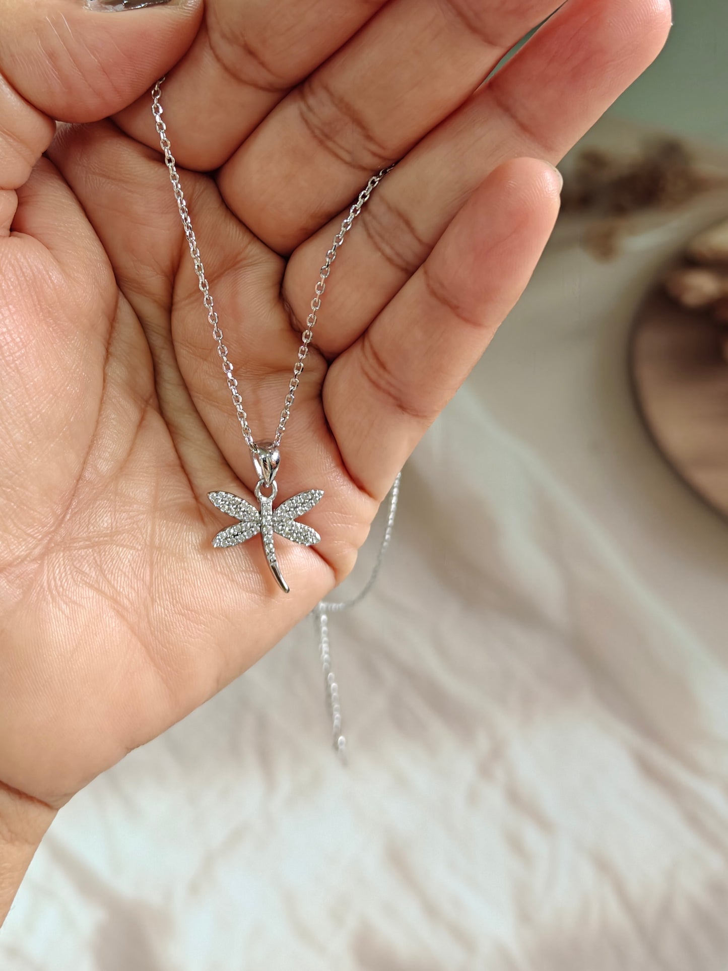 DRAGONFLY PENDANT NECKLACE