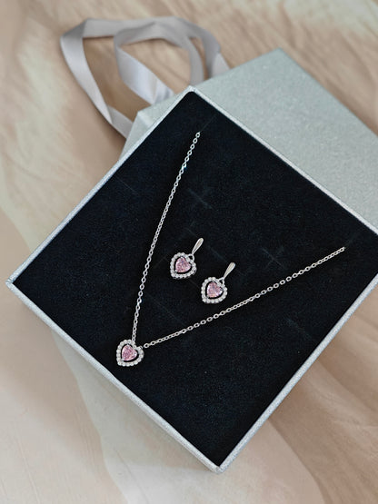 HEART-SHAPED PENDANT NECKLACE AND EARRING SET