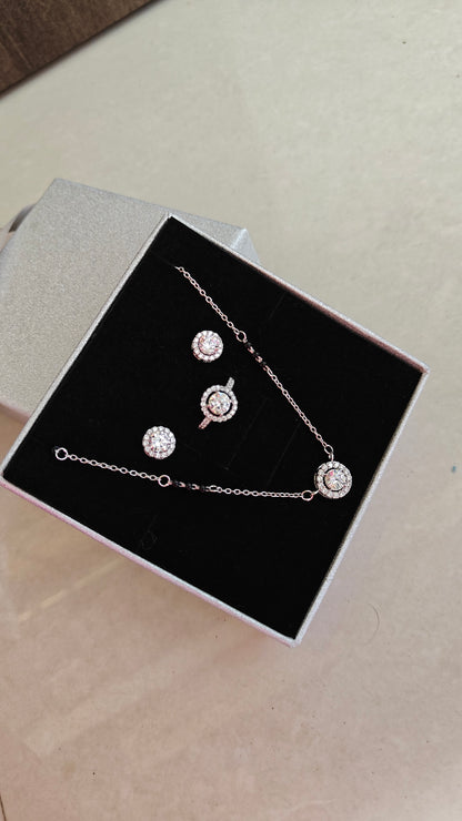 SILVER ROUND STONE JEWELLERY SET