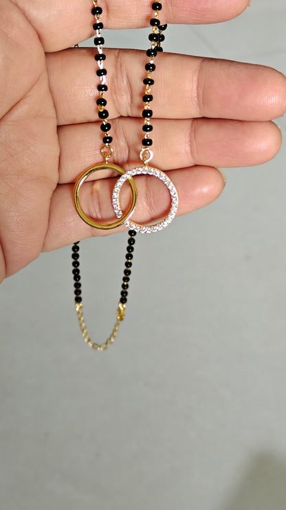 INTERLOCKING RINGS MANGALSUTRA