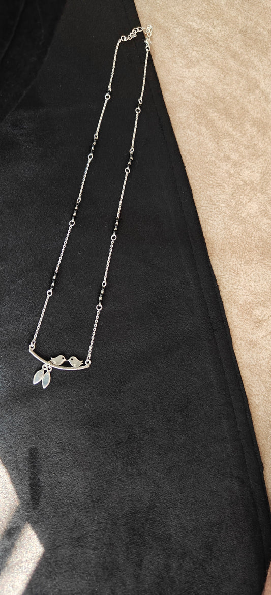 WHISPERING LEAVES MANGALSUTRA